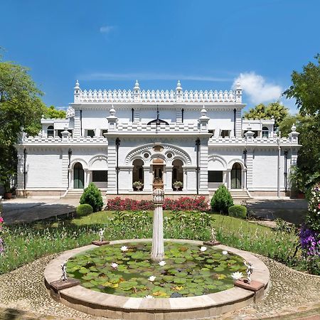 Nivah Bed & Breakfast Moradabad Bagian luar foto